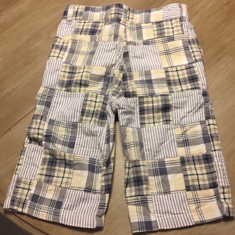 Gymboree Plaid Gently Worn shorts - size 7